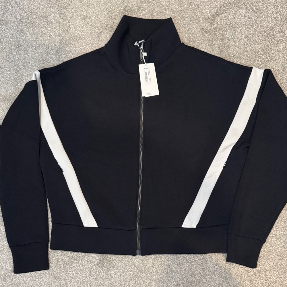 SPANX Black and White air Essentials Jacket